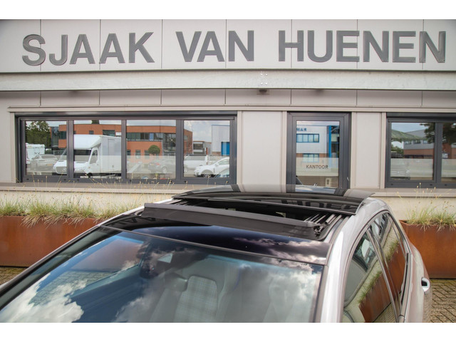 Volkswagen Golf 1.4 TSI PHEV GTE 245pk DSG! 1e|DLR|Panoramadak|Virtual Cockpit|IQ Light LED|Kuipstoelen|NAVI|CarPlay|ACC|Camera|18