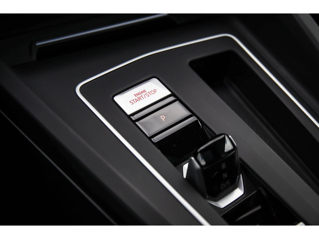 Volkswagen Golf 1.4 TSI PHEV GTE 245pk DSG! 1e|DLR|Panoramadak|Virtual Cockpit|IQ Light LED|Kuipstoelen|NAVI|CarPlay|ACC|Camera|18