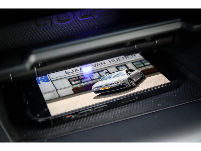 Volkswagen Golf 1.4 TSI PHEV GTE 245pk DSG! 1e|DLR|Panoramadak|Virtual Cockpit|IQ Light LED|Kuipstoelen|NAVI|CarPlay|ACC|Camera|18