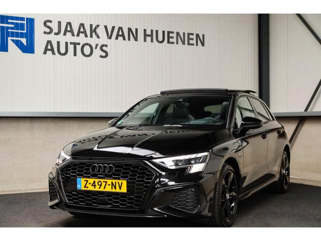 Audi A3 Sportback 40 TFSI e PHEV S Edition S-line 204pk S-Tronic! 1e|DLR|Panoramadak|Virtual Cockpit|Kuipstoelen|LED Matrix|Black