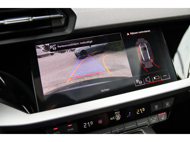 Audi A3 Sportback 40 TFSI e PHEV S Edition S-line 204pk S-Tronic! 1e|DLR|Panoramadak|Virtual Cockpit|Kuipstoelen|LED Matrix|Black