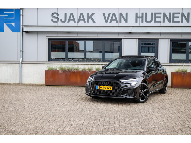 Audi A3 Sportback 40 TFSI e PHEV S Edition S-line 204pk S-Tronic! 1e|DLR|Panoramadak|Virtual Cockpit|Kuipstoelen|LED Matrix|Black