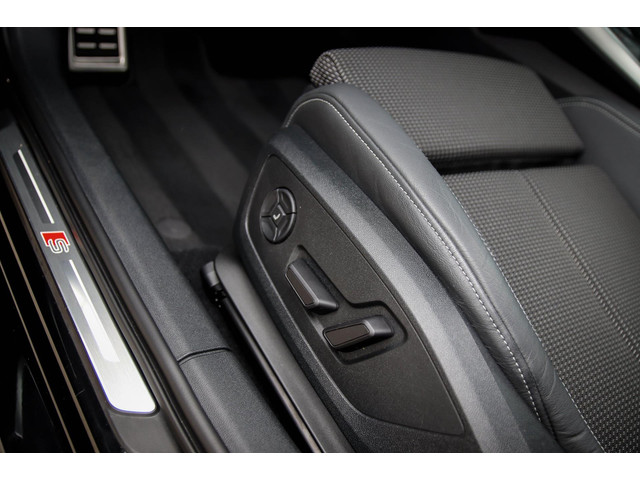 Audi A3 Sportback 40 TFSI e PHEV S Edition S-line 204pk S-Tronic! 1e|DLR|Panoramadak|Virtual Cockpit|Kuipstoelen|LED Matrix|Black