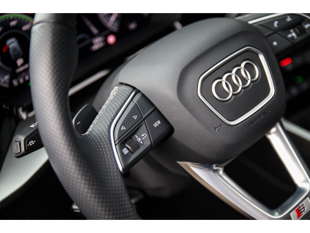 Audi A3 Sportback 40 TFSI e PHEV S Edition S-line 204pk S-Tronic! 1e|DLR|Panoramadak|Virtual Cockpit|Kuipstoelen|LED Matrix|Black