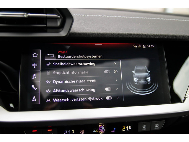 Audi A3 Sportback 40 TFSI e PHEV S Edition S-line 204pk S-Tronic! 1e|DLR|Panoramadak|Virtual Cockpit|Kuipstoelen|LED Matrix|Black
