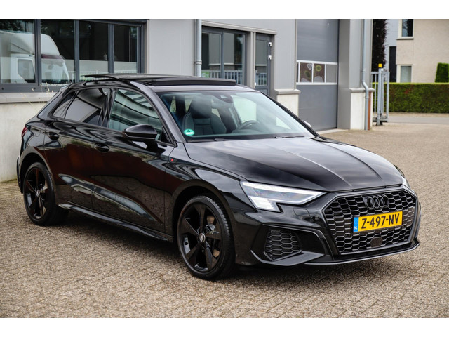 Audi A3 Sportback 40 TFSI e PHEV S Edition S-line 204pk S-Tronic! 1e|DLR|Panoramadak|Virtual Cockpit|Kuipstoelen|LED Matrix|Black