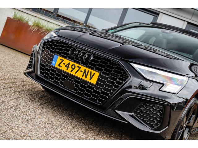 Audi A3 Sportback 40 TFSI e PHEV S Edition S-line 204pk S-Tronic! 1e|DLR|Panoramadak|Virtual Cockpit|Kuipstoelen|LED Matrix|Black