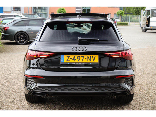 Audi A3 Sportback 40 TFSI e PHEV S Edition S-line 204pk S-Tronic! 1e|DLR|Panoramadak|Virtual Cockpit|Kuipstoelen|LED Matrix|Black