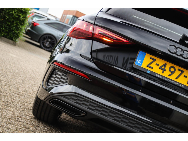 Audi A3 Sportback 40 TFSI e PHEV S Edition S-line 204pk S-Tronic! 1e|DLR|Panoramadak|Virtual Cockpit|Kuipstoelen|LED Matrix|Black