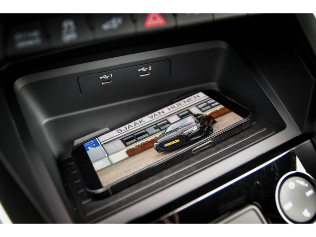 Audi A3 Sportback 40 TFSI e PHEV S Edition S-line 204pk S-Tronic! 1e|DLR|Panoramadak|Virtual Cockpit|Kuipstoelen|LED Matrix|Black