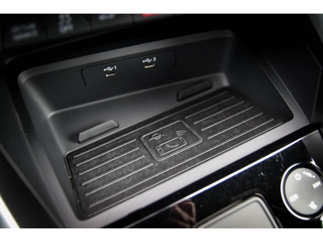 Audi A3 Sportback 40 TFSI e PHEV S Edition S-line 204pk S-Tronic! 1e|DLR|Panoramadak|Virtual Cockpit|Kuipstoelen|LED Matrix|Black