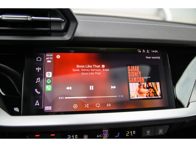 Audi A3 Sportback 40 TFSI e PHEV S Edition S-line 204pk S-Tronic! 1e|DLR|Panoramadak|Virtual Cockpit|Kuipstoelen|LED Matrix|Black