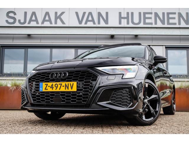 Audi A3 Sportback 40 TFSI e PHEV S Edition S-line 204pk S-Tronic! 1e|DLR|Panoramadak|Virtual Cockpit|Kuipstoelen|LED Matrix|Black