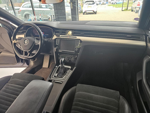 Volkswagen Passat 1.4 TSI GTE Virtual cockpit Panoramadak