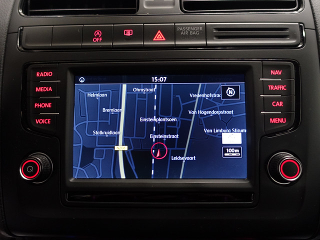 Volkswagen Polo 1.4 TDI Highline Bluemotion - Navi, Clima, Cruise, Dealer onderhouden