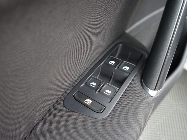 Volkswagen Golf 1.4 TSI ACT Highline+ Panoramadak, Park Assist, Sport Interieur, Cruise, Clima