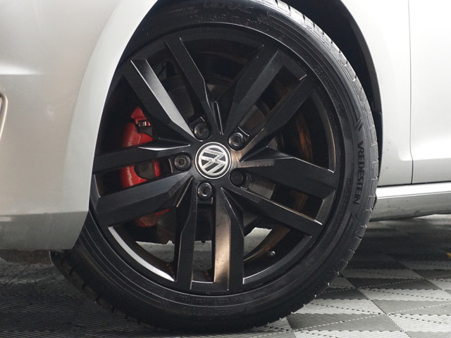 Volkswagen Golf 1.4 TSI ACT Highline+ Panoramadak, Park Assist, Sport Interieur, Cruise, Clima