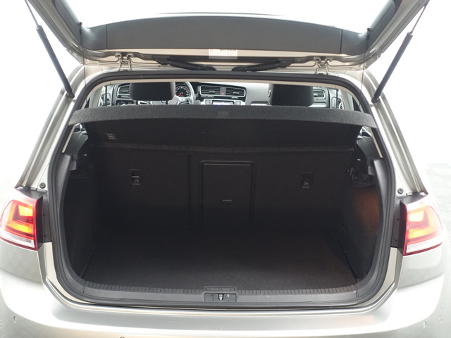 Volkswagen Golf 1.4 TSI ACT Highline+ Panoramadak, Park Assist, Sport Interieur, Cruise, Clima