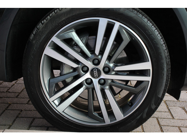 Audi Q5 50 TFSI e S edition Competition | PHEV | VC | Sfeerverlichting | Trekhaak | 20'' | ACC