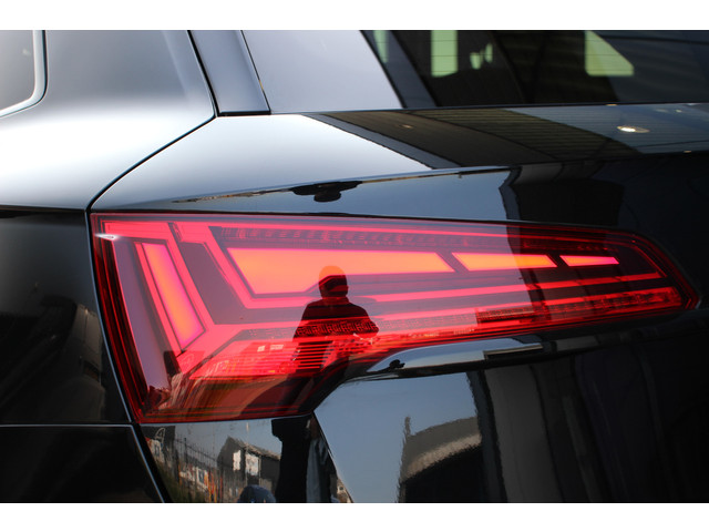 Audi Q5 50 TFSI e S edition Competition | PHEV | VC | Sfeerverlichting | Trekhaak | 20'' | ACC