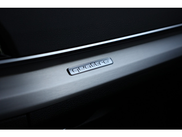 Audi Q5 50 TFSI e S edition Competition | PHEV | VC | Sfeerverlichting | Trekhaak | 20'' | ACC