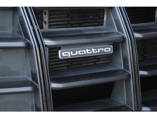 Audi Q5 50 TFSI e S edition Competition | PHEV | VC | Sfeerverlichting | Trekhaak | 20'' | ACC