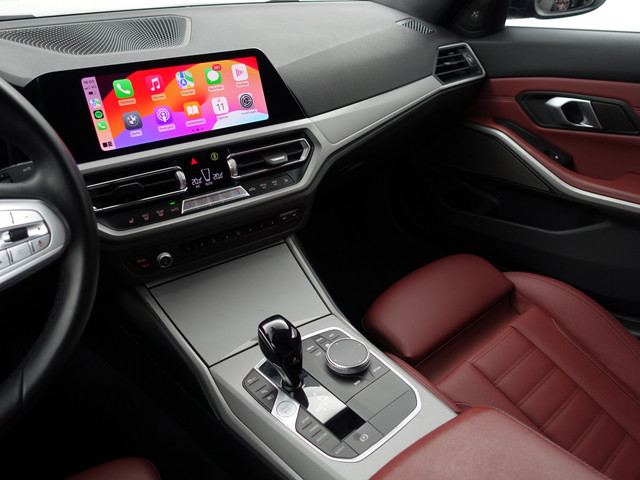 BMW 3 Serie 320e M Performance Aut- Harman Kardon, CarPlay, Keyless, Standkachel, Xenon Led, Sport Leder Interieur