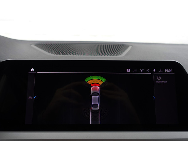 BMW 3 Serie 320e M Performance Aut- Harman Kardon, CarPlay, Keyless, Standkachel, Xenon Led, Sport Leder Interieur