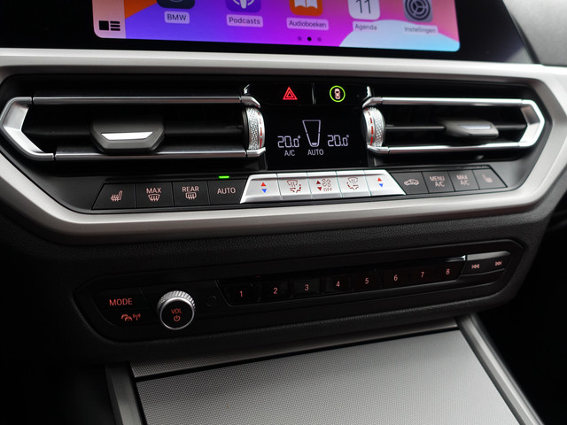 BMW 3 Serie 320e M Performance Aut- Harman Kardon, CarPlay, Keyless, Standkachel, Xenon Led, Sport Leder Interieur