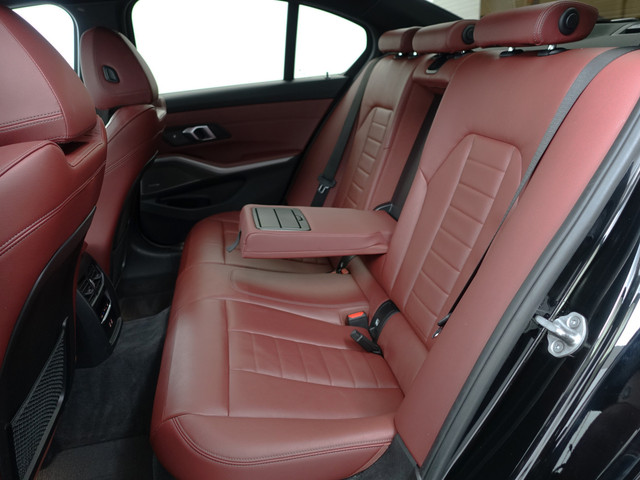 BMW 3 Serie 320e M Performance Aut- Harman Kardon, CarPlay, Keyless, Standkachel, Xenon Led, Sport Leder Interieur