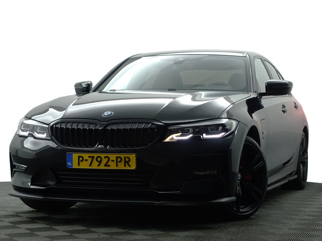 BMW 3 Serie 320e M Performance Aut- Harman Kardon, CarPlay, Keyless, Standkachel, Xenon Led, Sport Leder Interieur