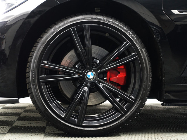 BMW 3 Serie 320e M Performance Aut- Harman Kardon, CarPlay, Keyless, Standkachel, Xenon Led, Sport Leder Interieur