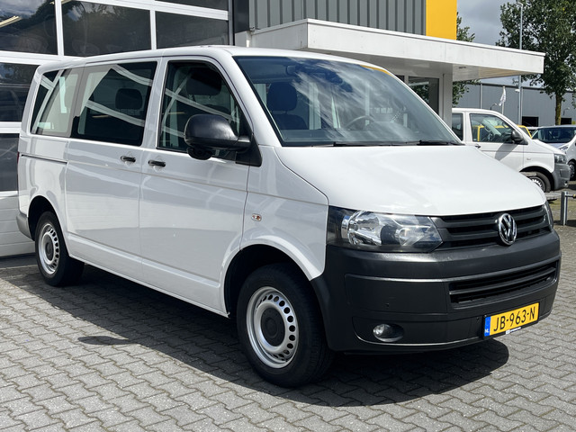 volkswagen-transporter-kombi-2.0-tdi-dsg-automaat-140-pk-l1h1-btw-en-bpm-vrij-airco-cruise-control-trekhaak-pdc-1e-eigenaar-marge-euro-5-personenbus-ko