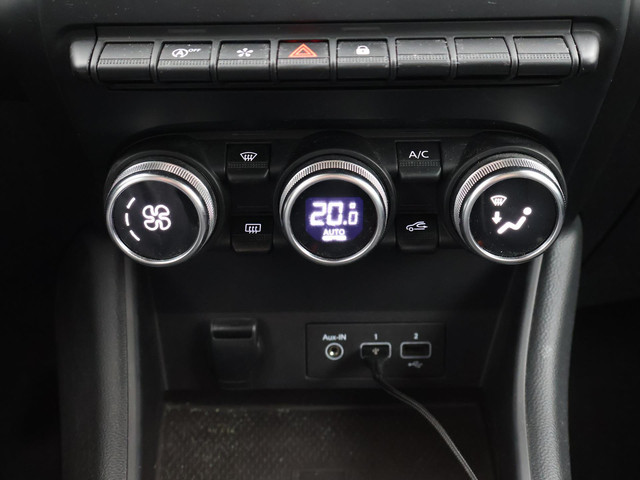 Renault Captur 1.0 TCe 100 PK INTENS + APPLE CARPLAY   SFEERVERLICHTING   TREKHAAK