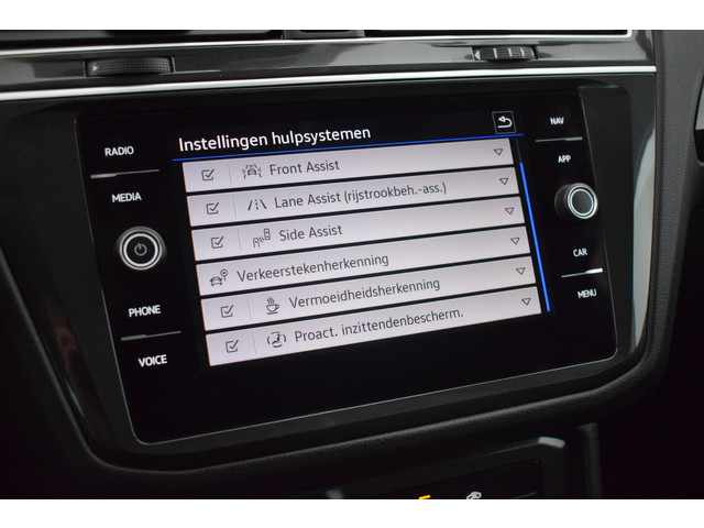 Volkswagen Tiguan 1.4 TSI 245pk eHybrid Trekhaak Keyless Camera Virtual Cockpit Navigatie