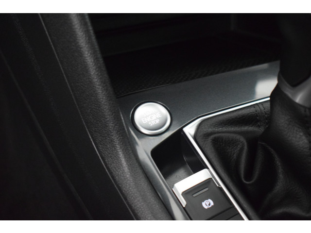Volkswagen Tiguan 1.4 TSI 245pk eHybrid Trekhaak Keyless Camera Virtual Cockpit Navigatie