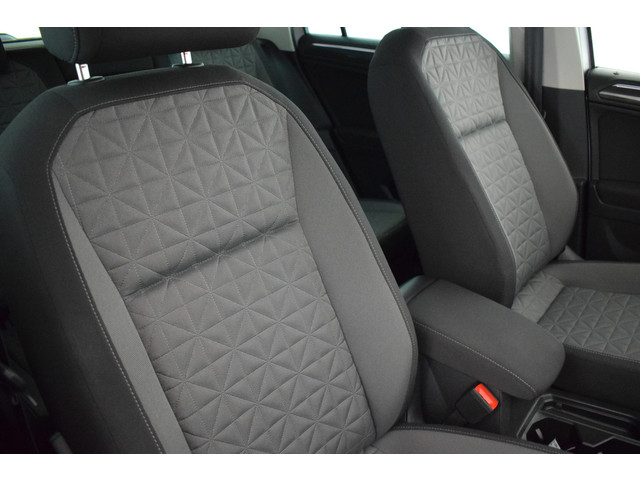 Volkswagen Tiguan 1.4 TSI 245pk eHybrid Trekhaak Keyless Camera Virtual Cockpit Navigatie