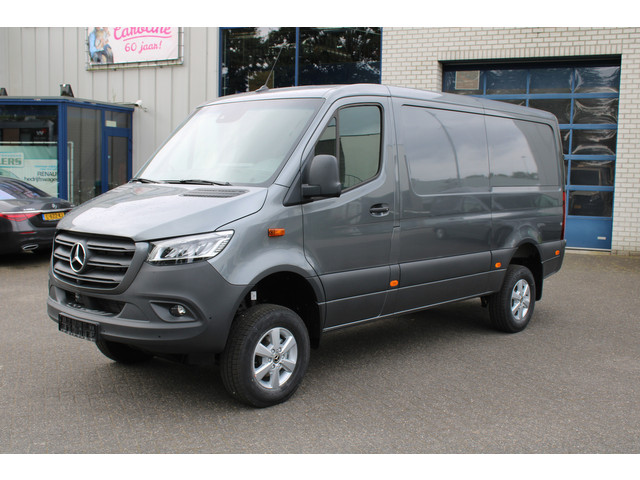 mercedes-benz-sprinter-319-cdi-4x4-awd-l2h1-4x4--mbux-10.25-met-360-graden-camera--led-verlichting