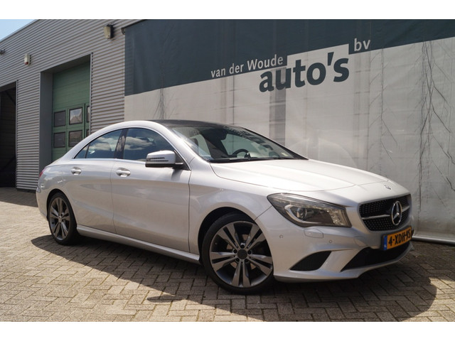 Mercedes-Benz CLA 180 Ambition -LEER-NAVI-PDC-XENON-CRUISE-