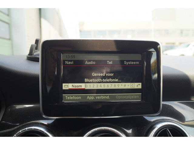 Mercedes-Benz CLA 180 Ambition -LEER-NAVI-PDC-XENON-CRUISE-