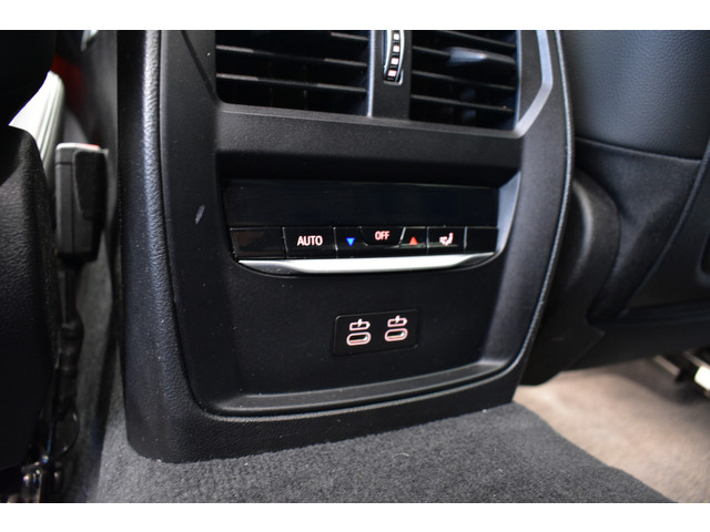 BMW 3 Serie 330e PHEV | M Sport | Elek trekhaak | Garantie | 19 |