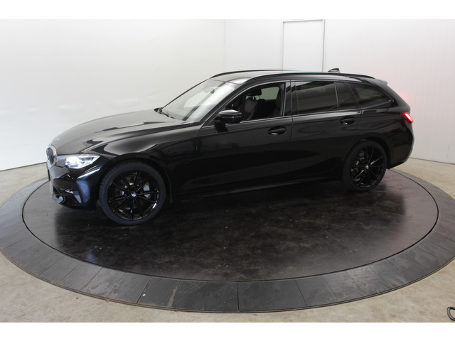 BMW 3 Serie 330e PHEV | M Sport | Elek trekhaak | Garantie | 19 |