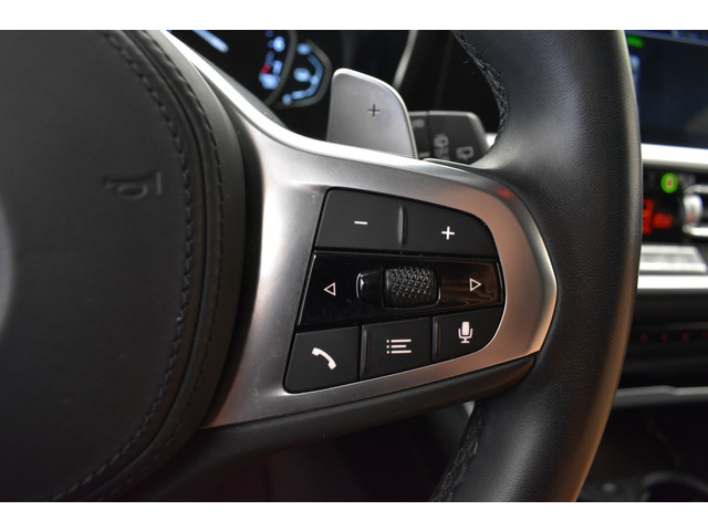 BMW 3 Serie 330e PHEV | M Sport | Elek trekhaak | Garantie | 19 |