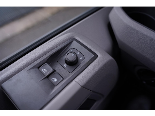 Volkswagen Crafter 2.0 TDI 177 pk DSG Aut. L4H3 Navi, Camera LED Koplampen, Geveerde Stoel, Lane Assist, PDC V+A, 3-Zits, Nieuw