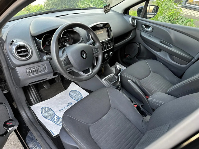 Renault Clio 0.9 TCe Limited   Ketting is vervangen