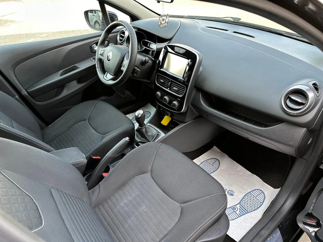 Renault Clio 0.9 TCe Limited   Ketting is vervangen