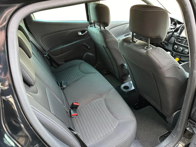 Renault Clio 0.9 TCe Limited   Ketting is vervangen