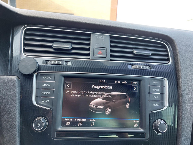 Volkswagen Golf 1.4 TSI GTE Connected Series | Trekhaak | NL auto