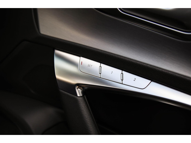 Audi A6 Avant 55 TFSI e Quattro Competition S line Edition 367pk Automaat! Panoramadak|Virtual Cockpit|Leder elektrisch|LED Matrix