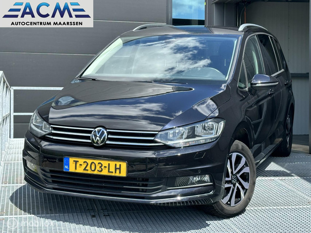 volkswagen-touran-1.5-tsi-highline-7-persoons